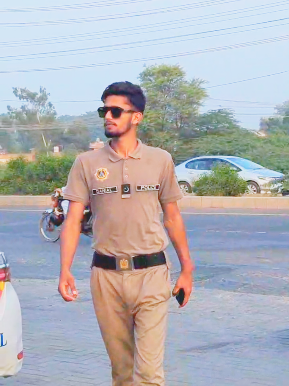 @دانیال