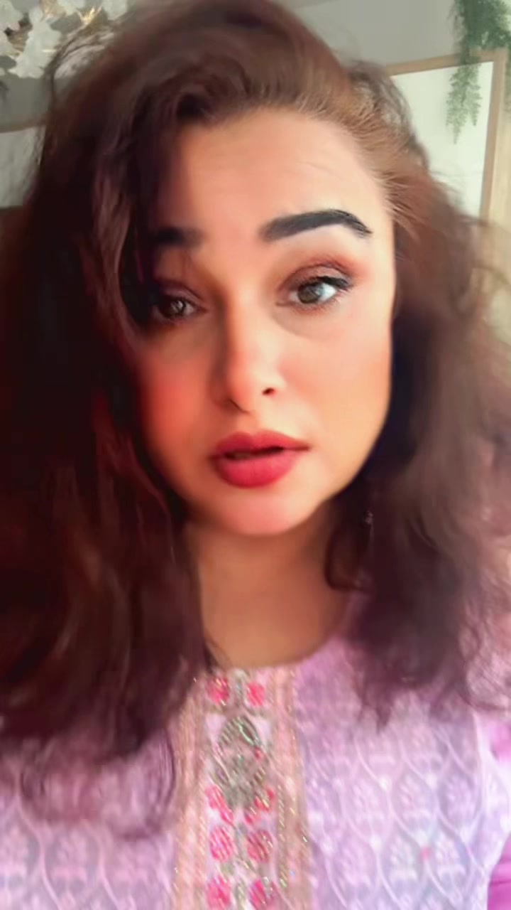 @Rina Sharma🇩🇪