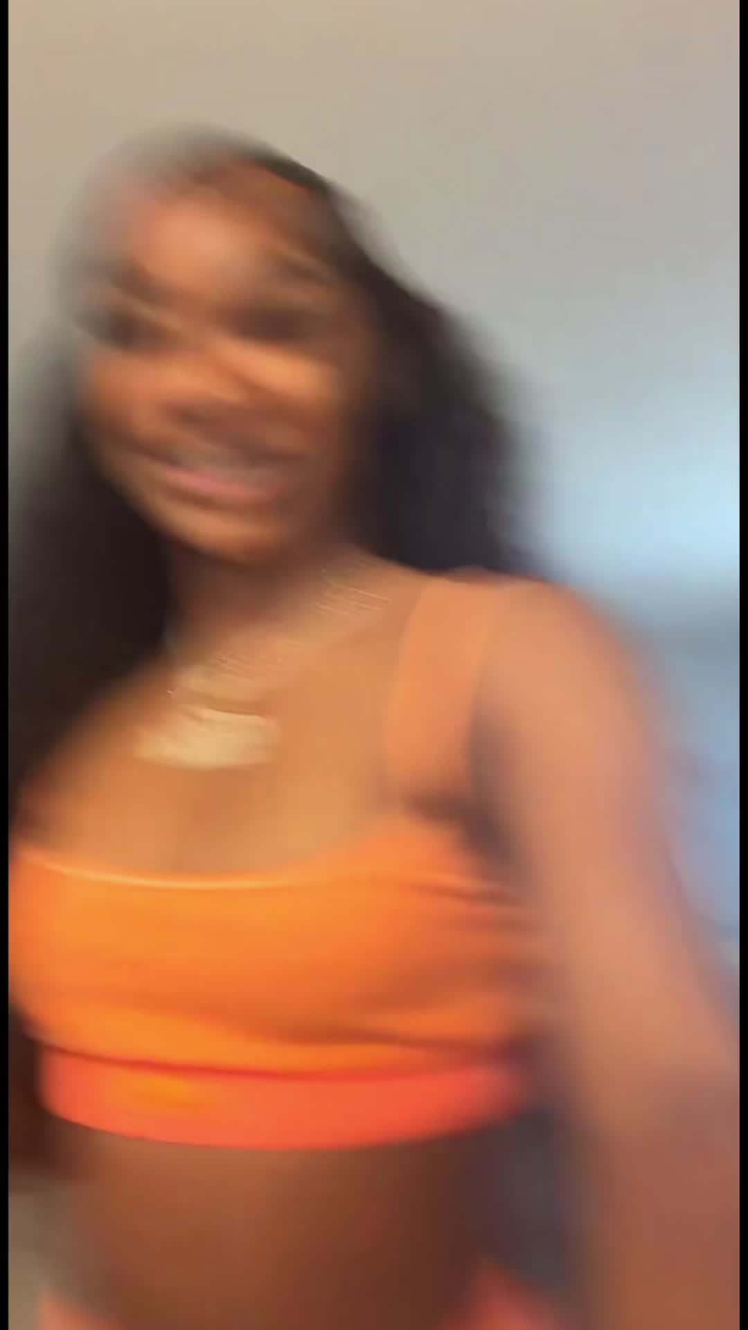 @Monae