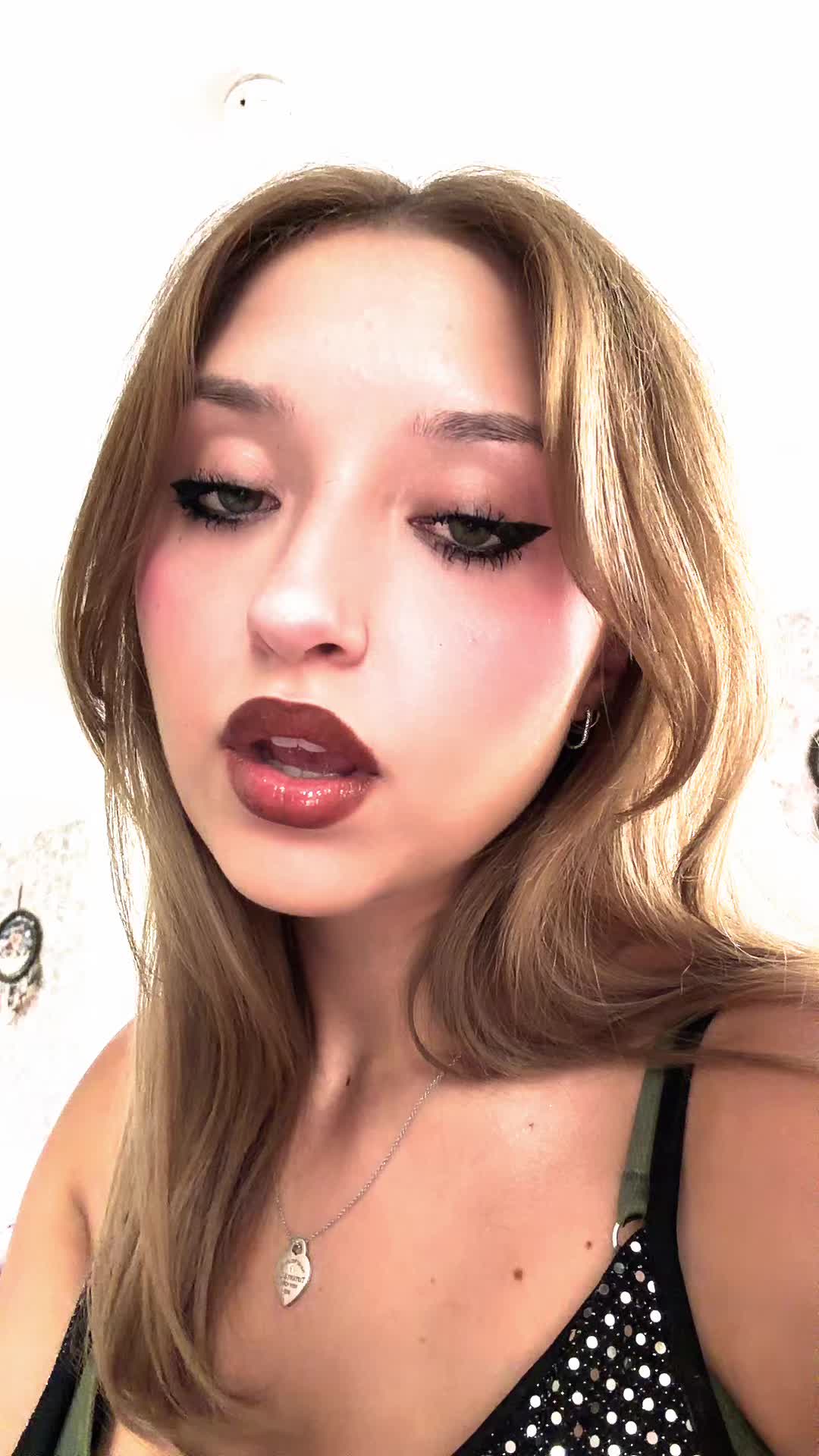 @laura👾