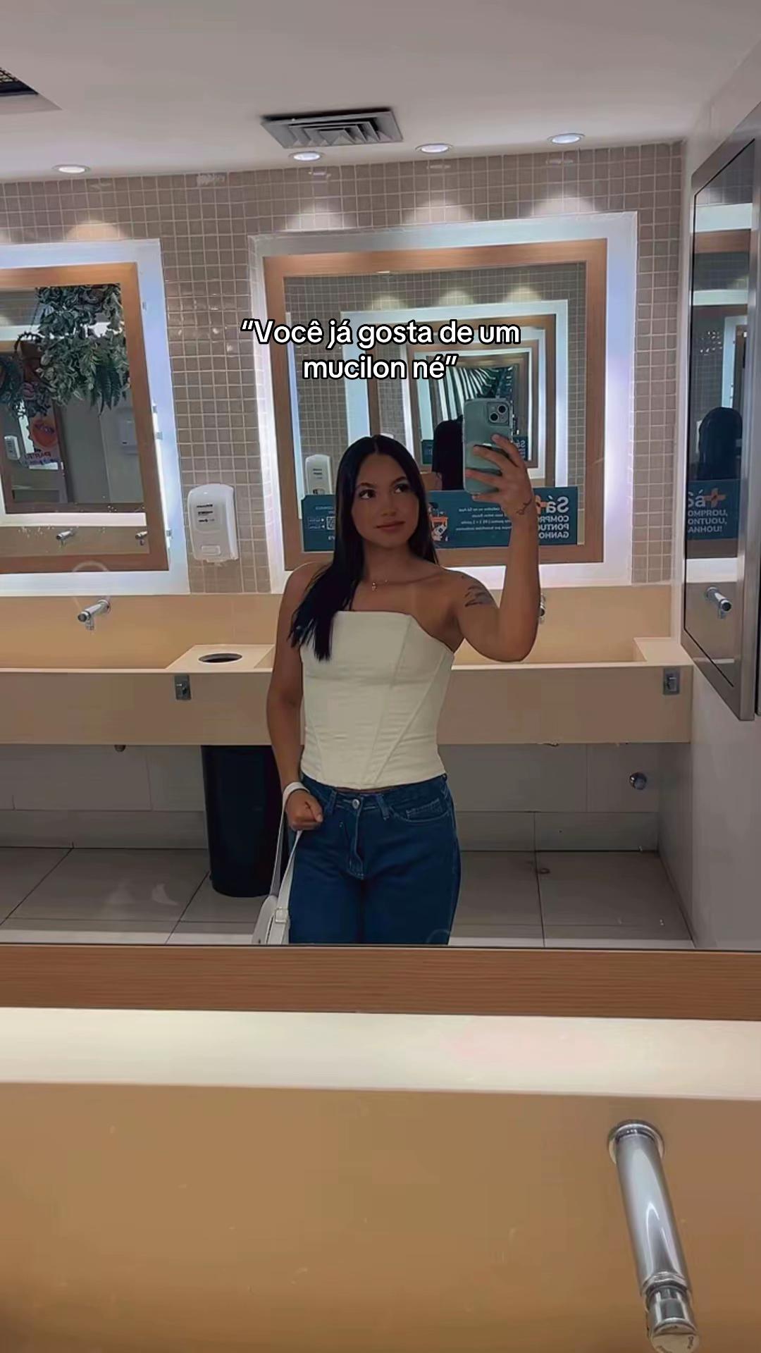 @Ana Blau