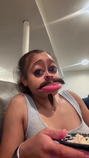 @_niyahlashae