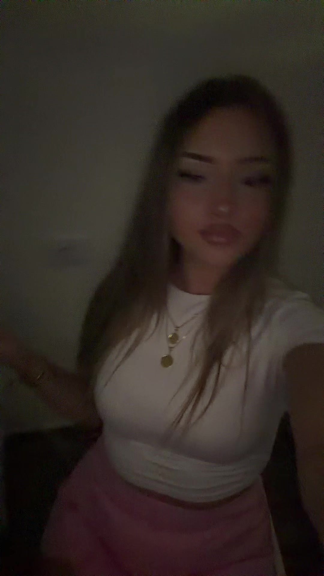 @𝑚𝑒𝑙𝑖𝑠𝑎