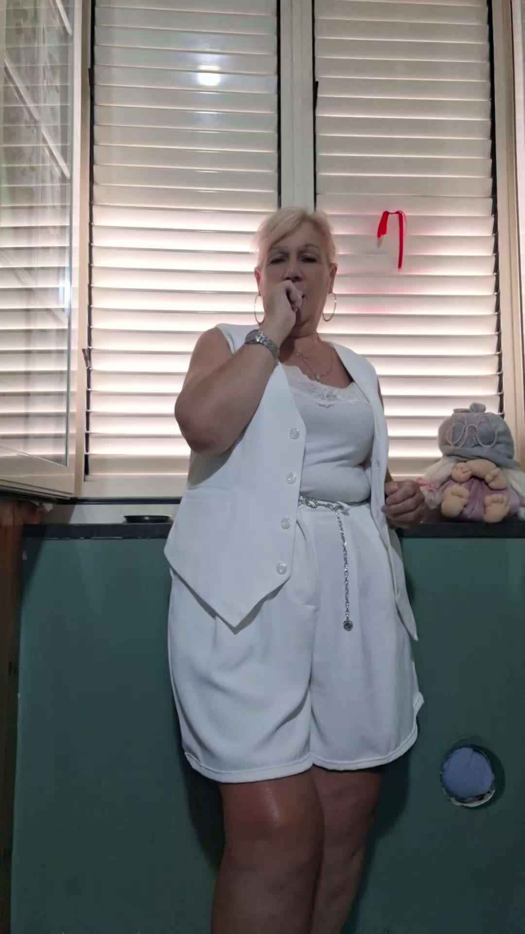 @angela