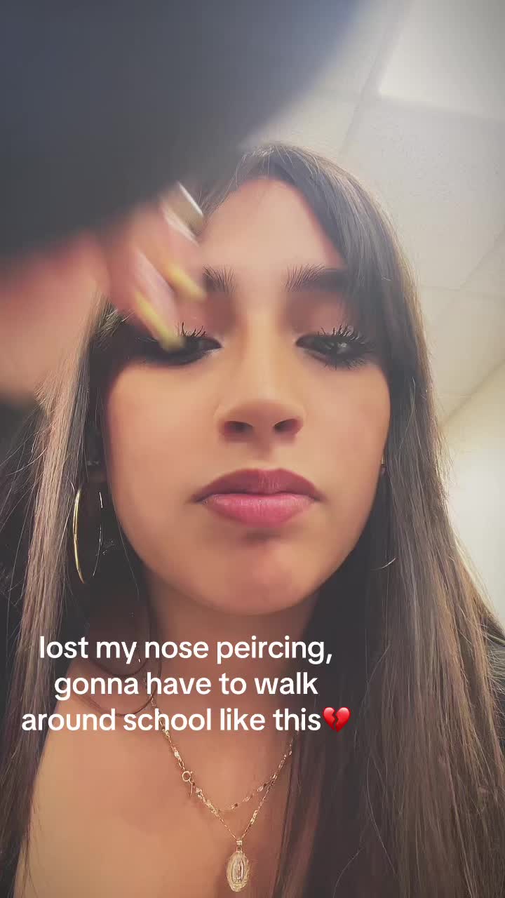 @⃟
