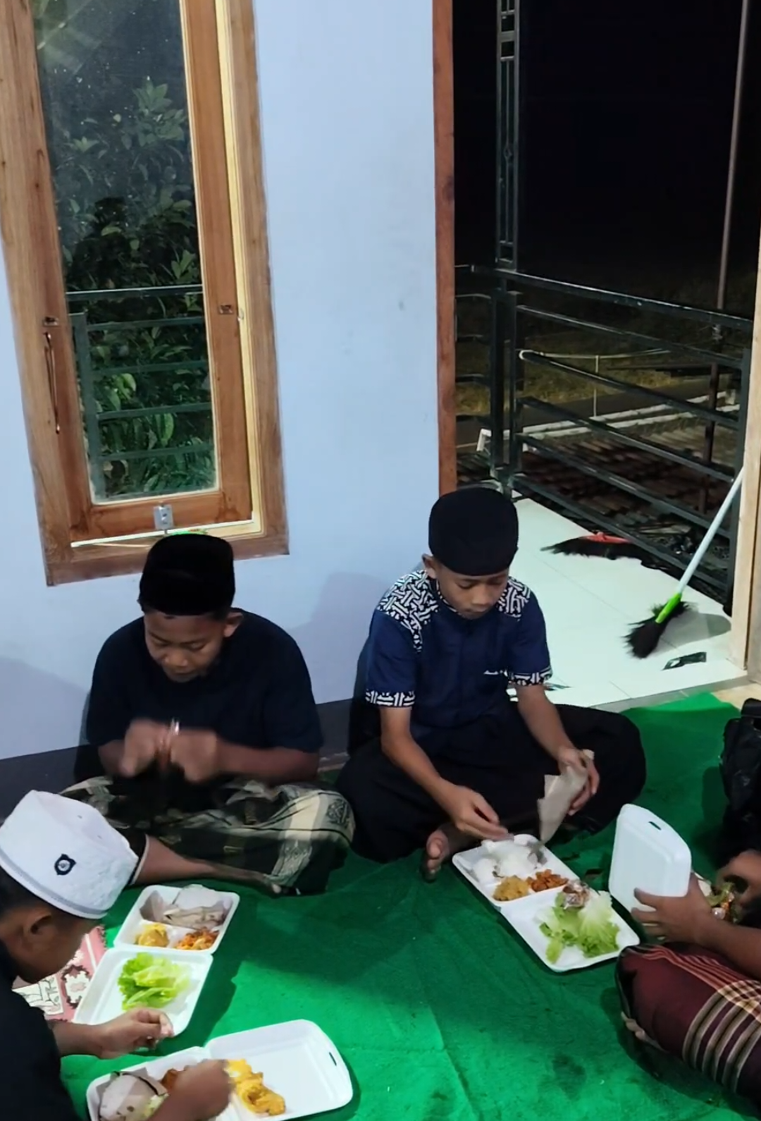 @CAHAYA GUNUNG F.A