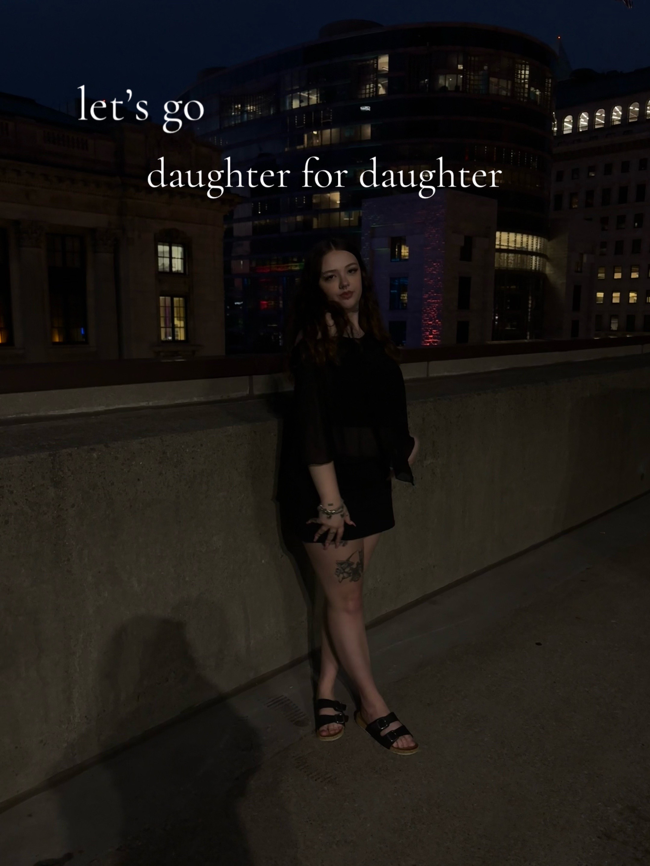 @👠exi