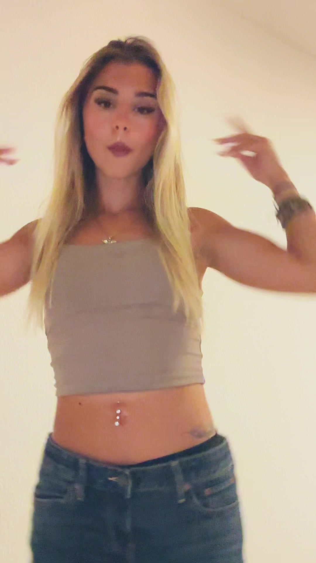 @♱