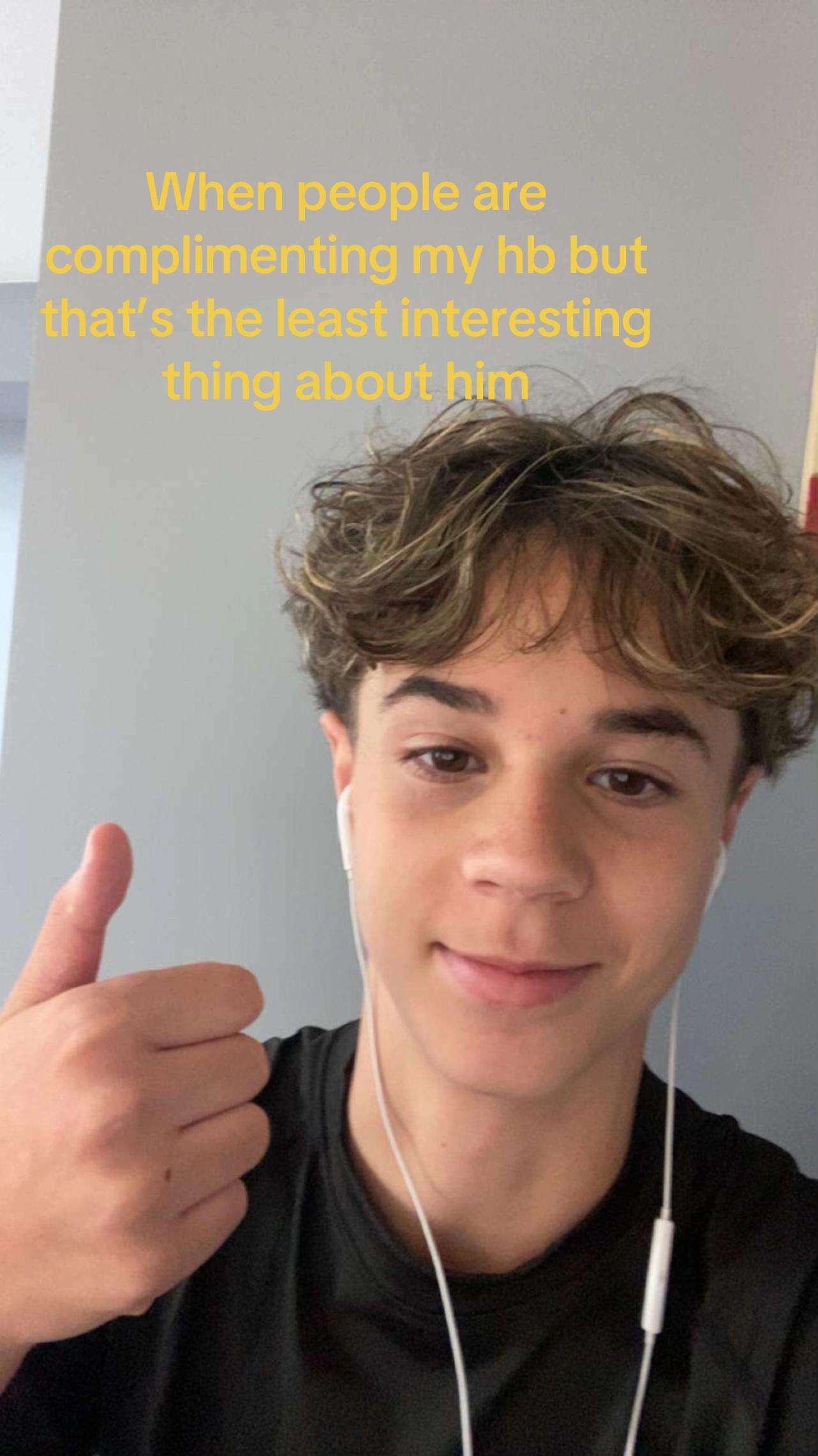 @𝓐𝓵𝓵𝓸𝓻𝓪.💕