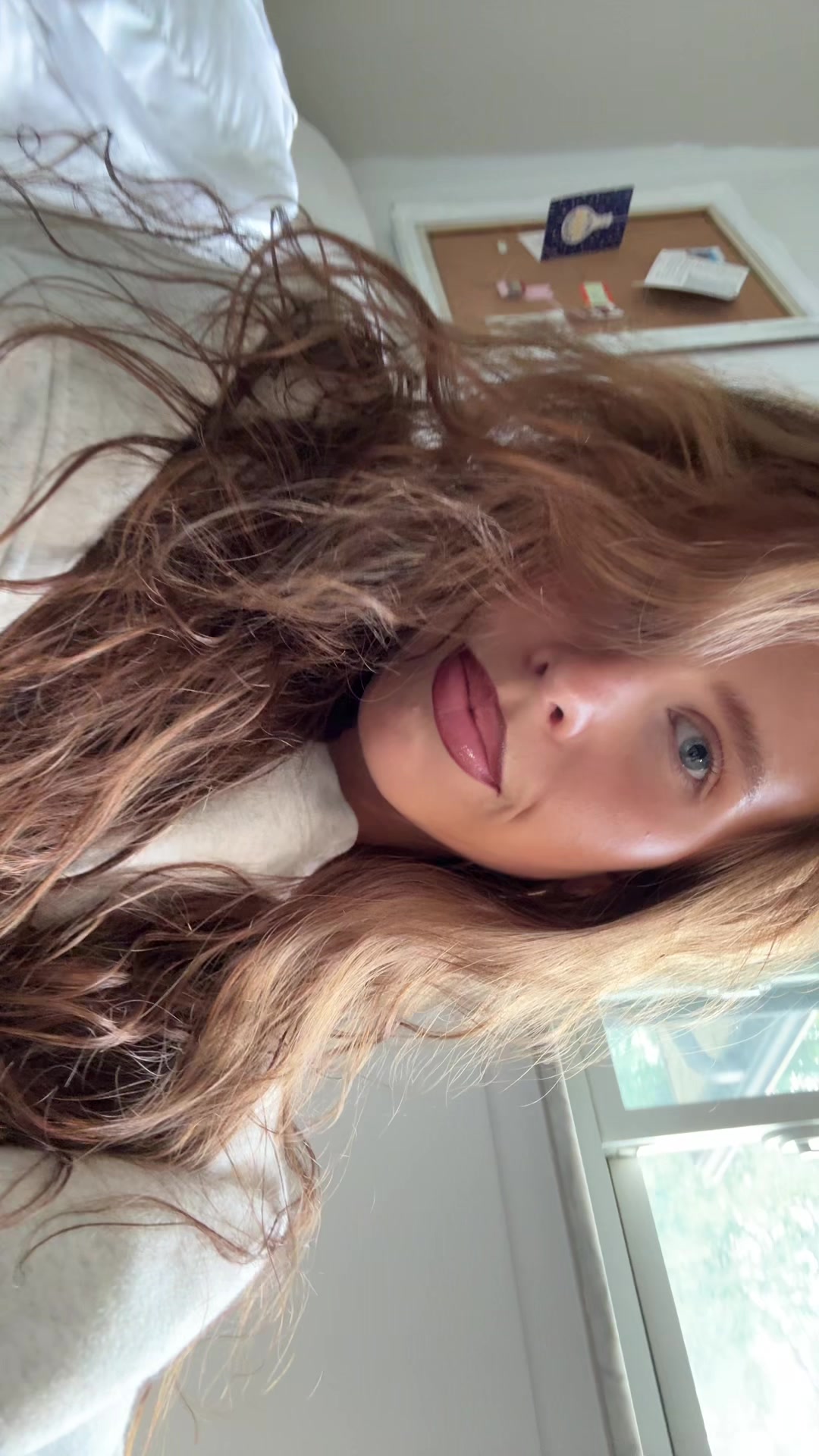 @bella