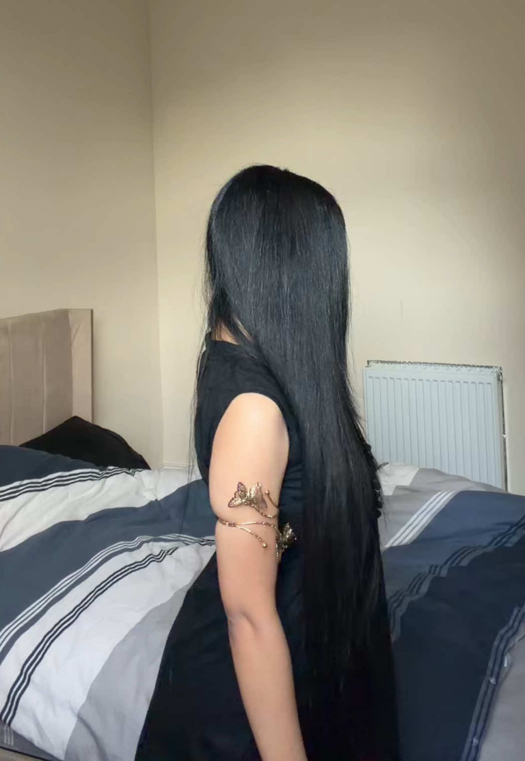 @Zainab chaudhry 🏴