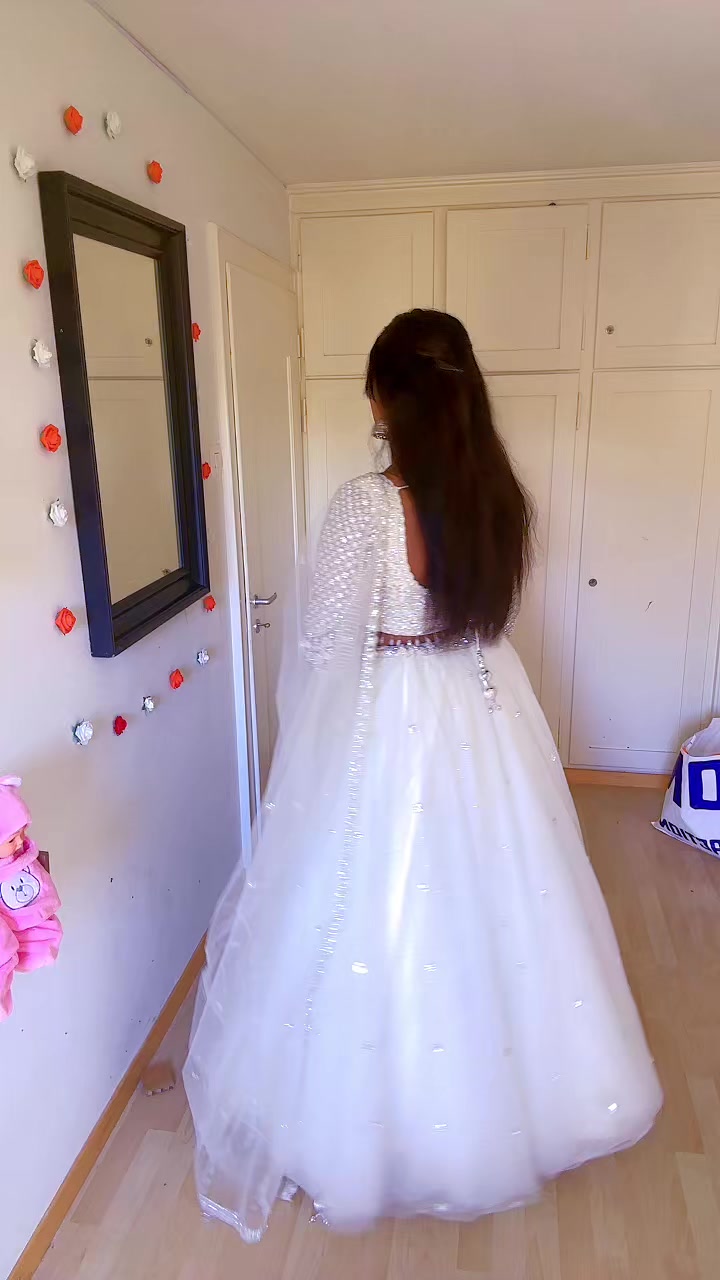 @கள்ளி ராணி👑&hearts;️💋🇨🇭