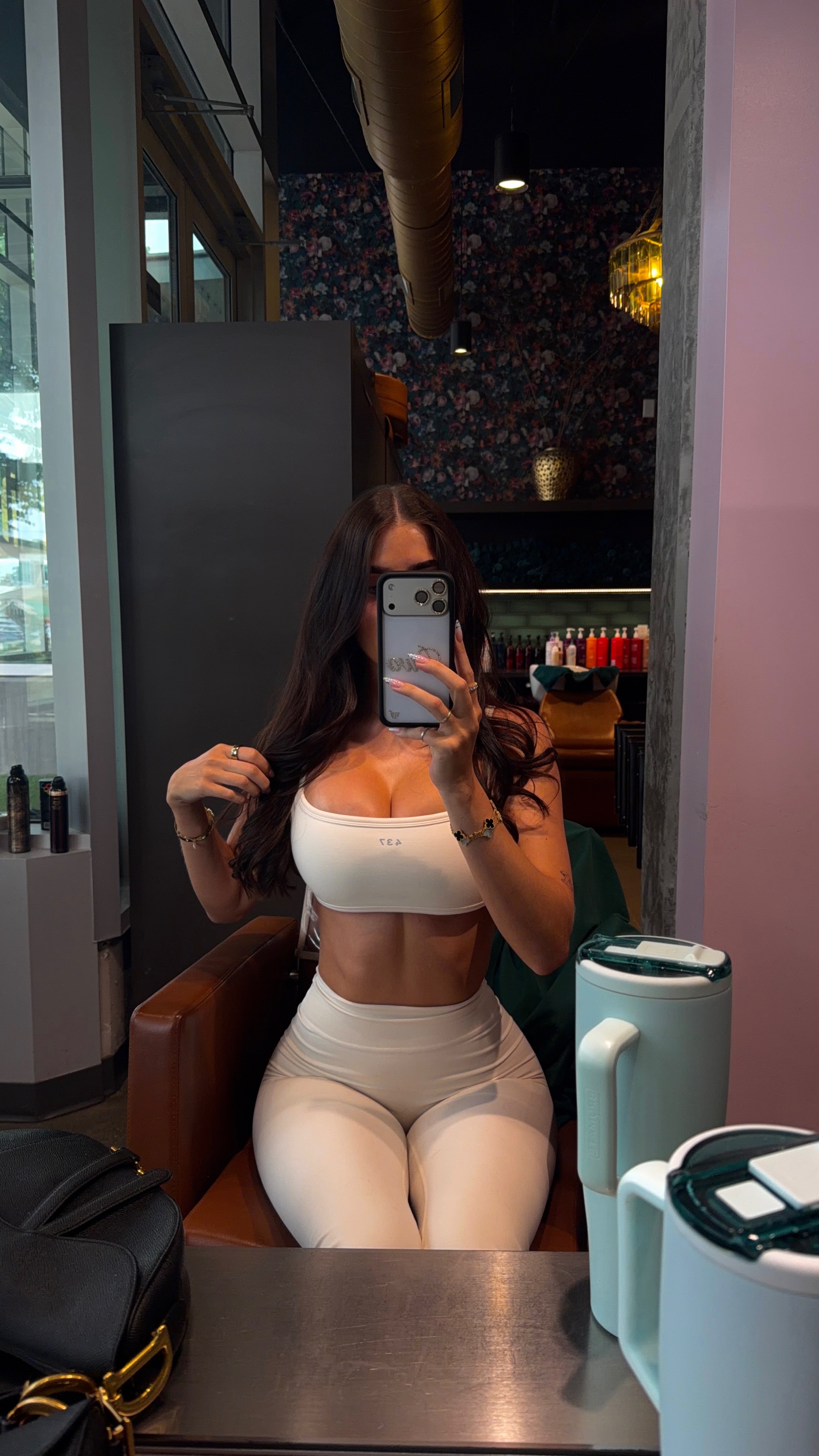 @ella bleu