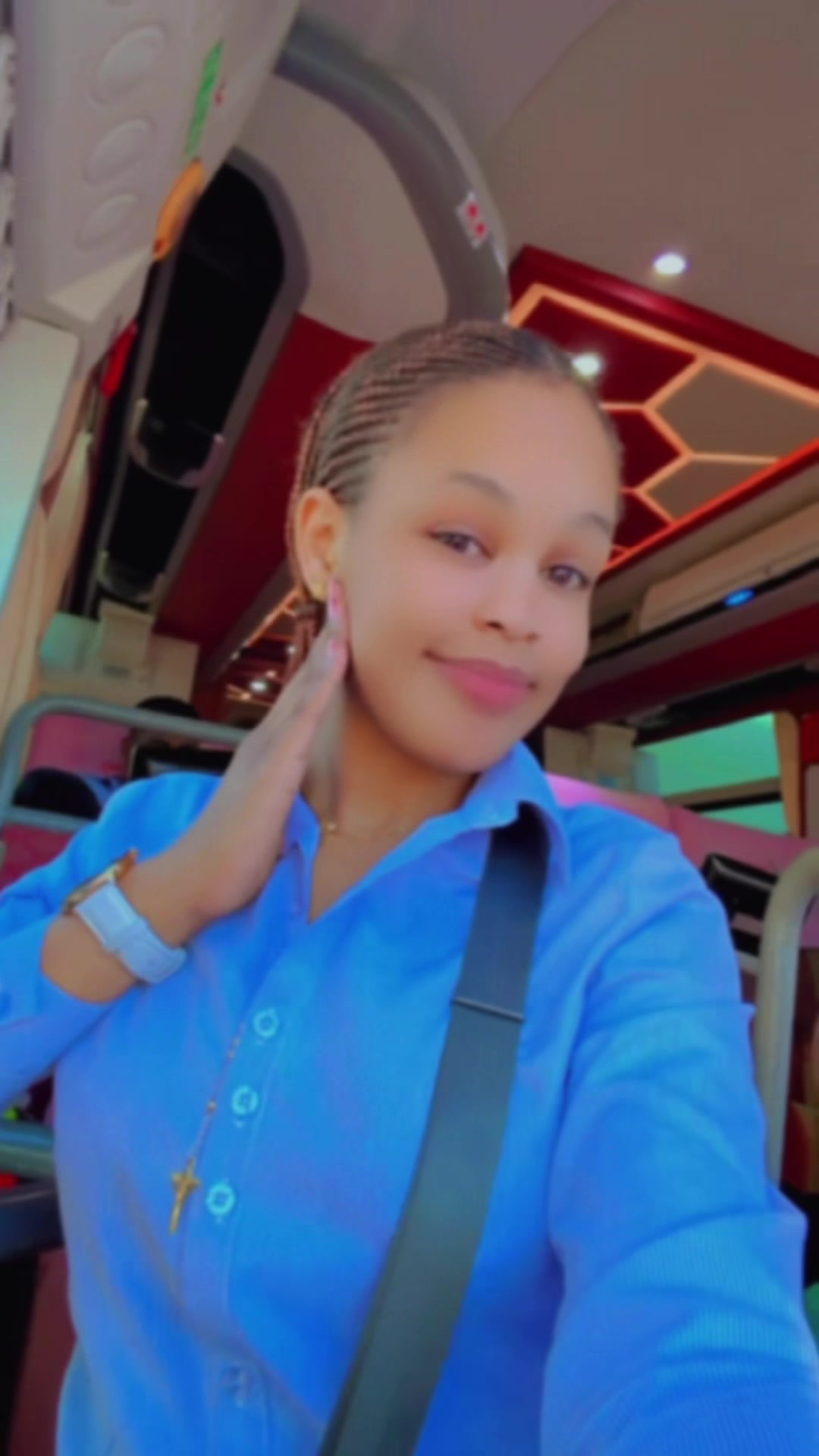 @Ms_b.erth