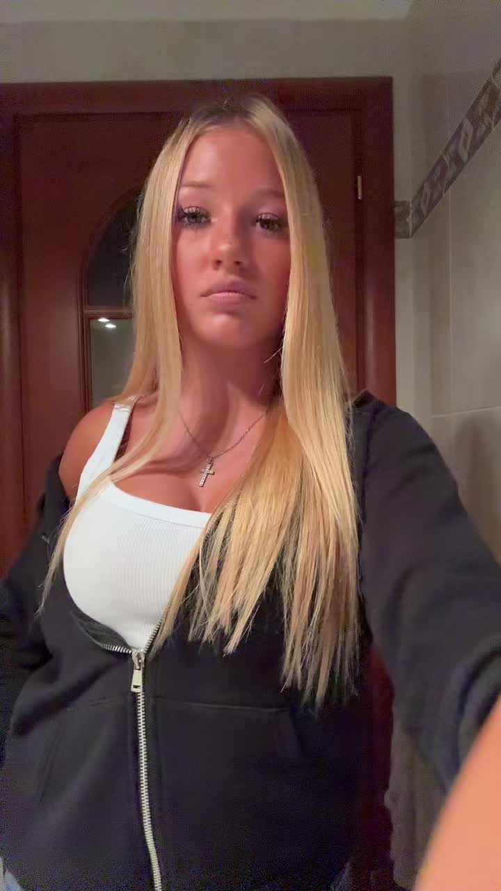 @𝐒𝐨𝐟