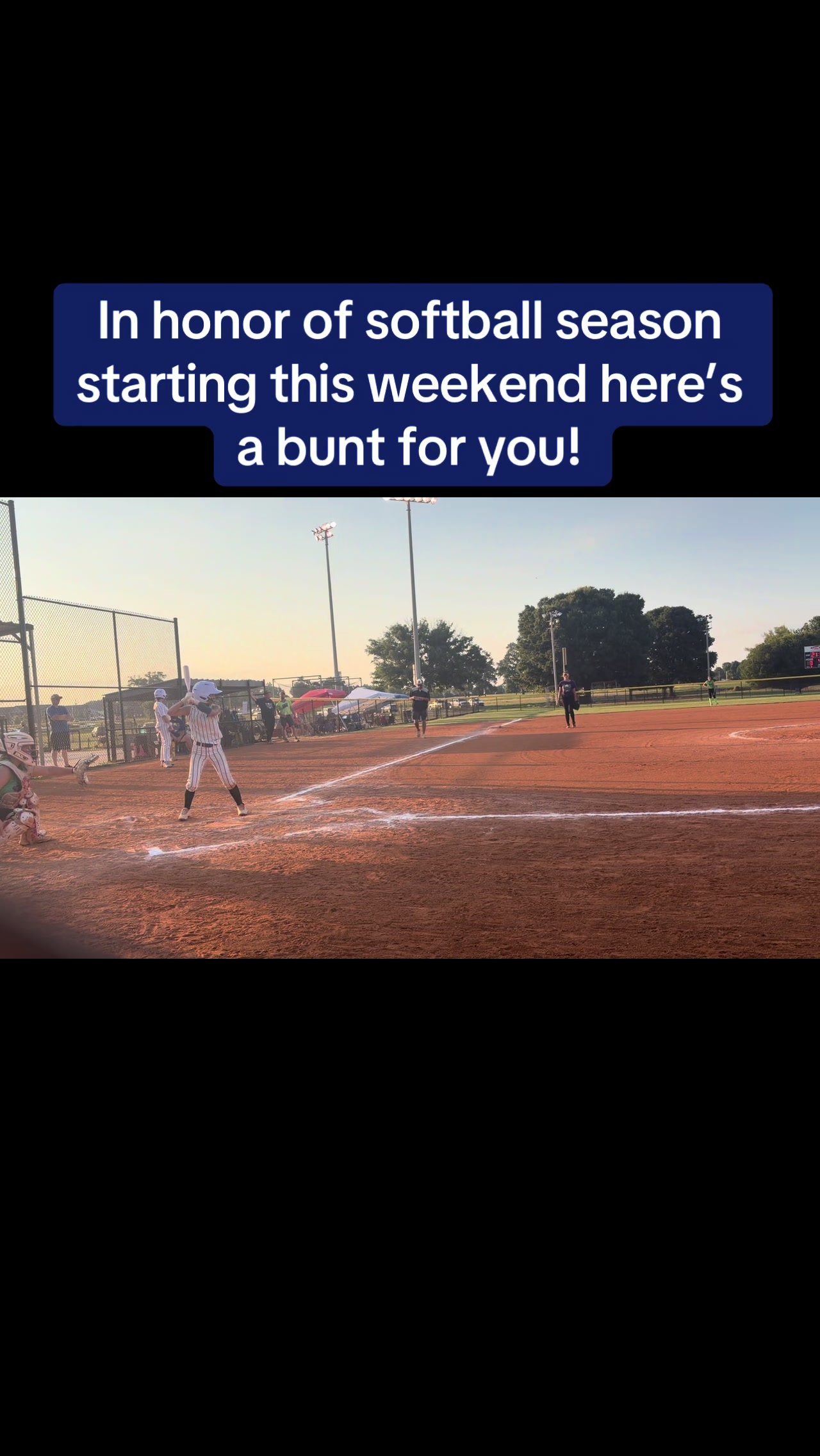 @Jaclyn Collins ✏️🥎📣