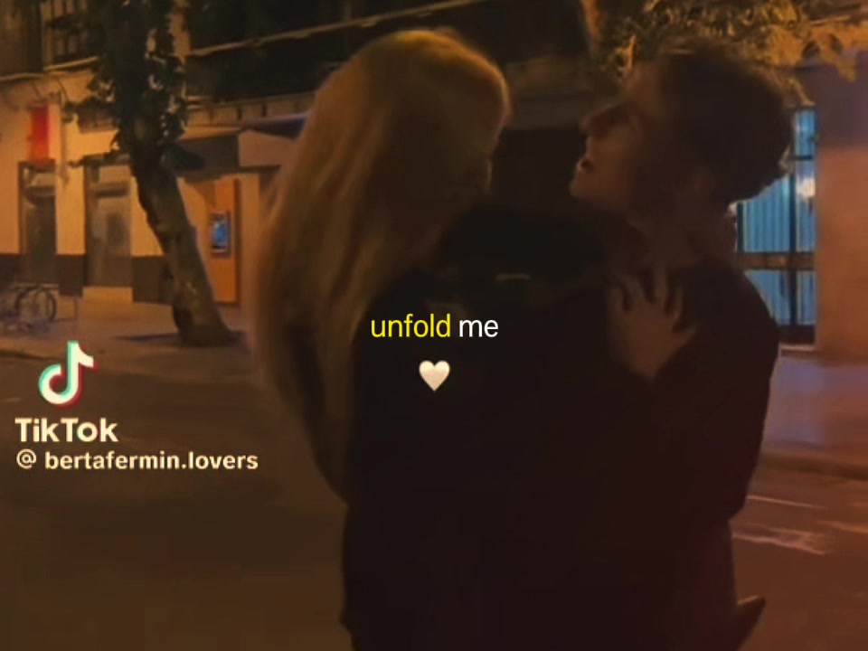 @football.girl.2002_