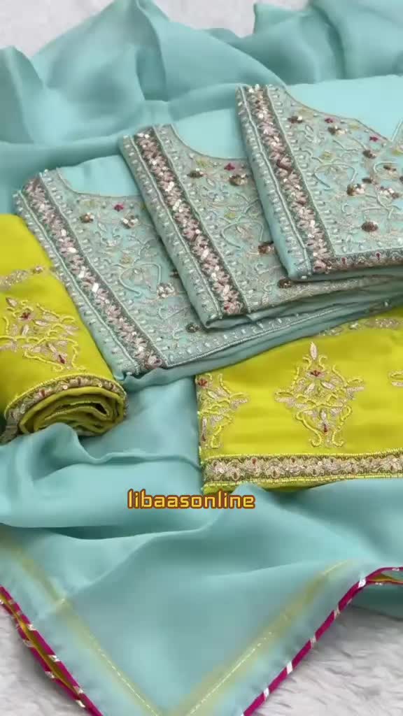 @ਲਿਬਾਸ by ਕੌਰ