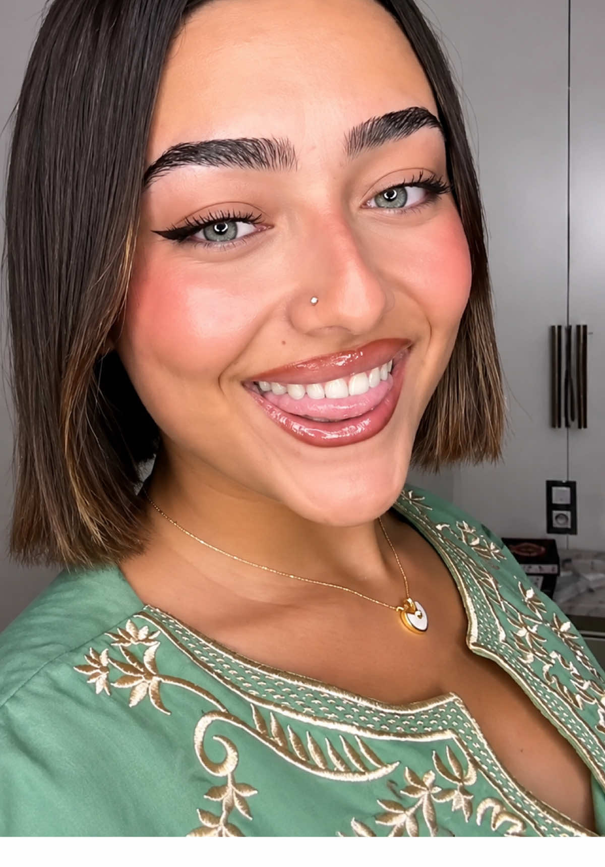 @🐆💄 &Eacute;v&agrave; B&eacute;lle 💄🐆