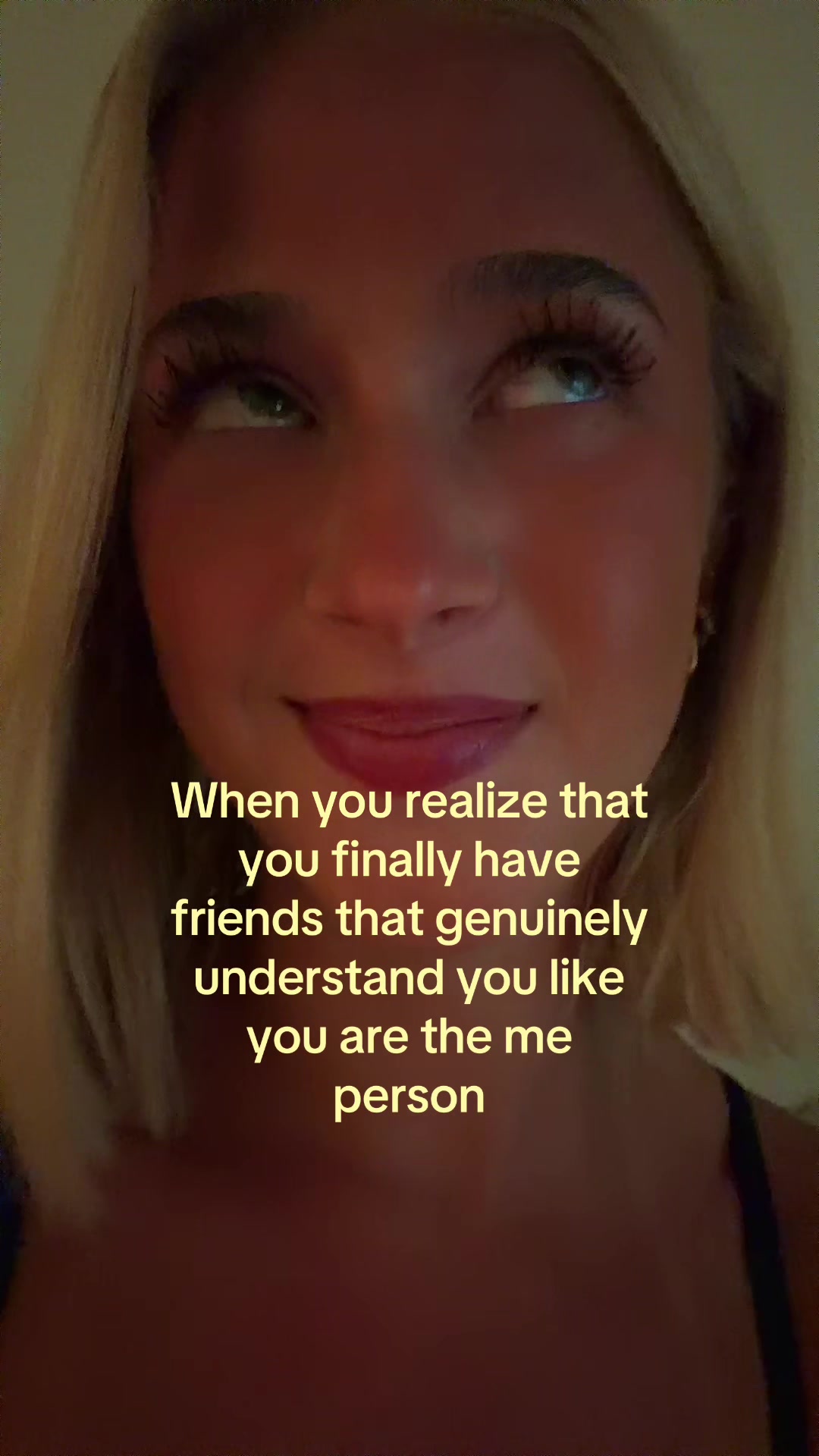 @theelliebarker