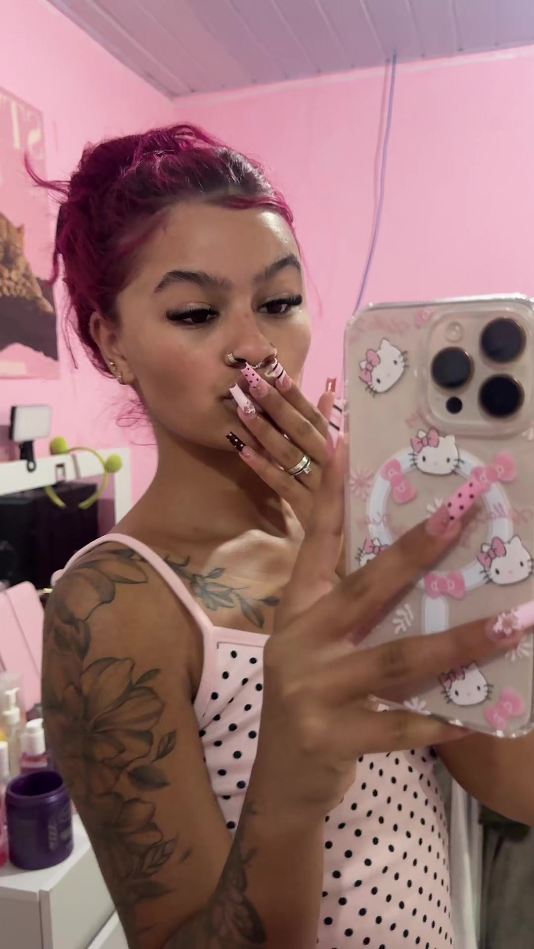 @Ana