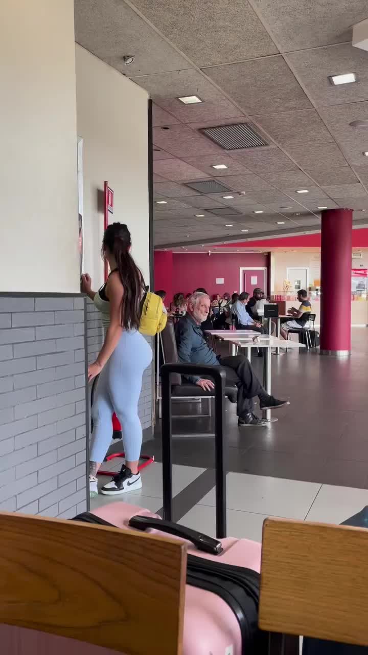 @mariana🇨🇴🇷🇴🇭🇺