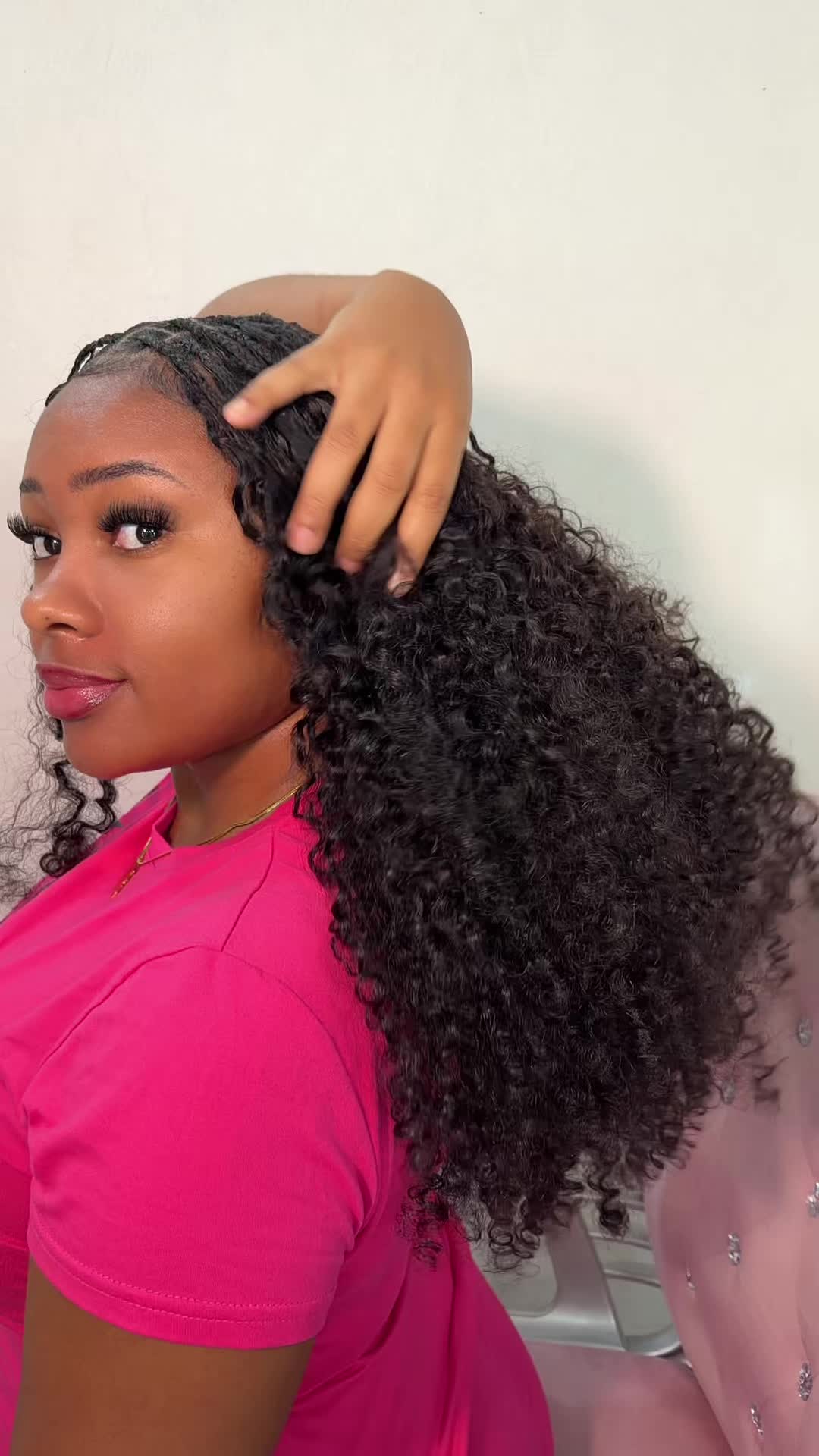 @Sharii | Wig Influencer