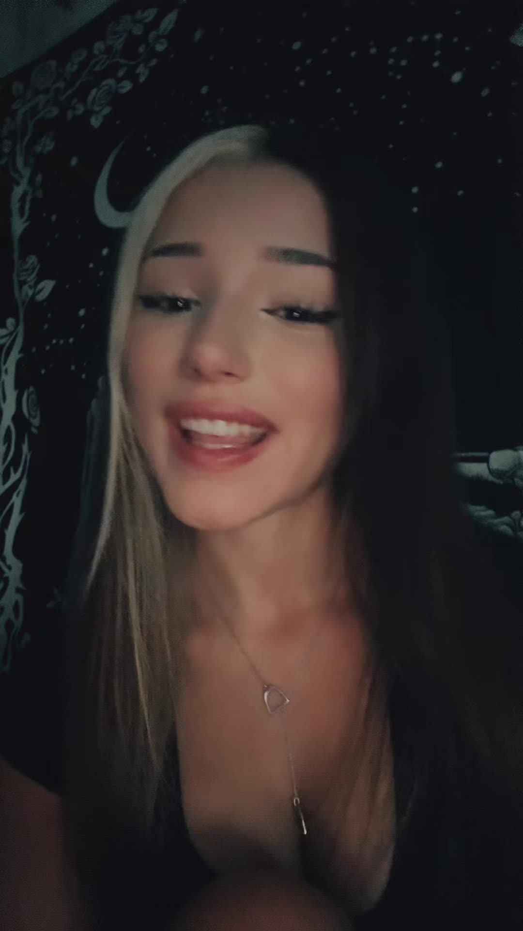 @lys