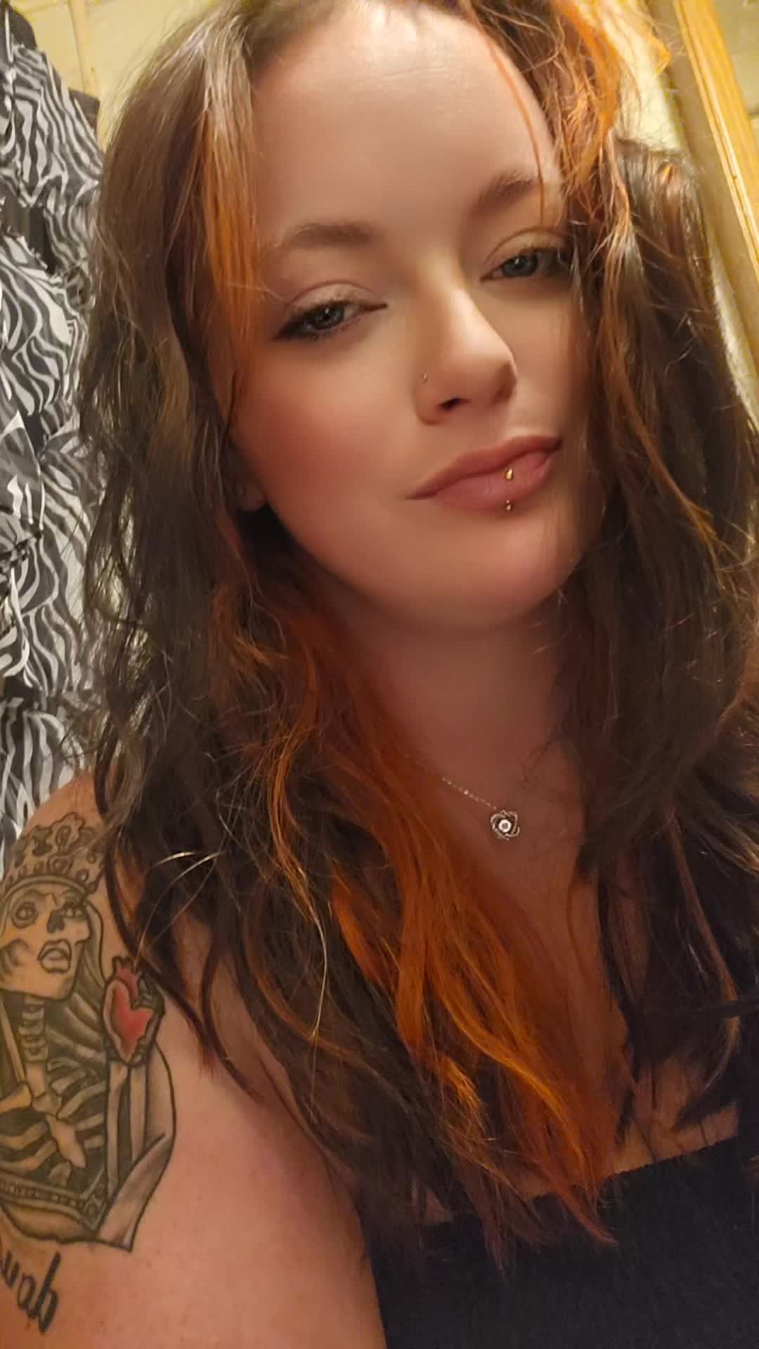 @👽😈Tessa Renee😈👽