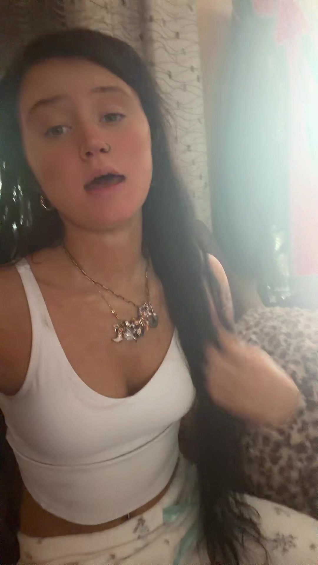 @Ave