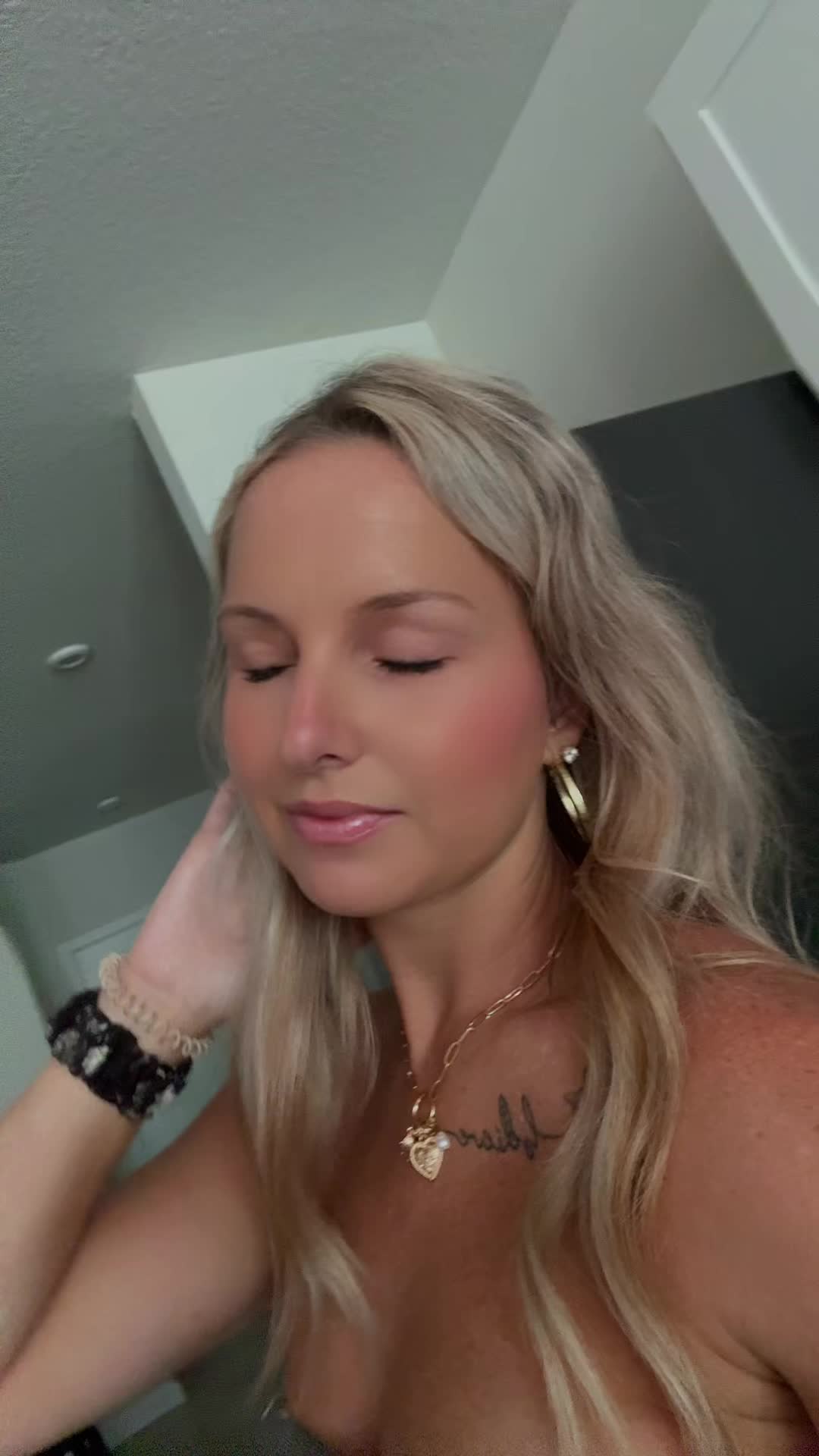 @Blondie12