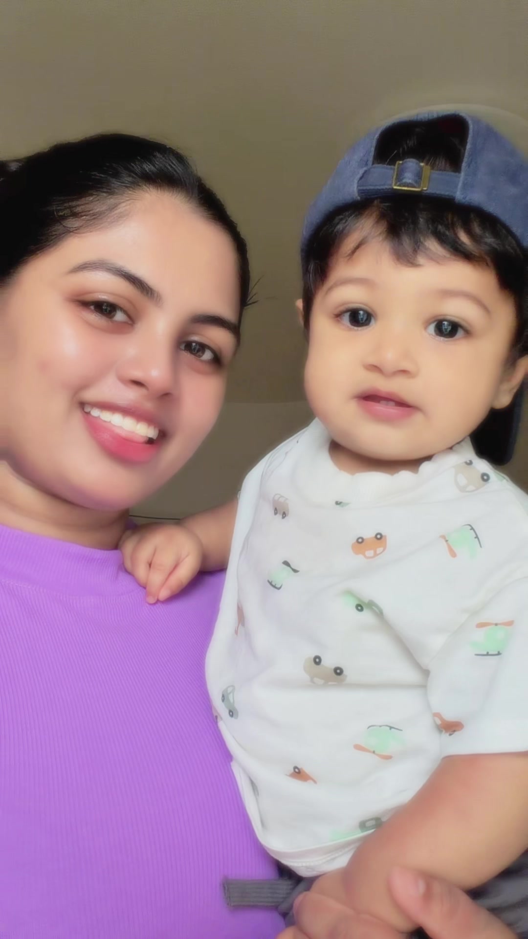 @Divya ᥫ᭡✨