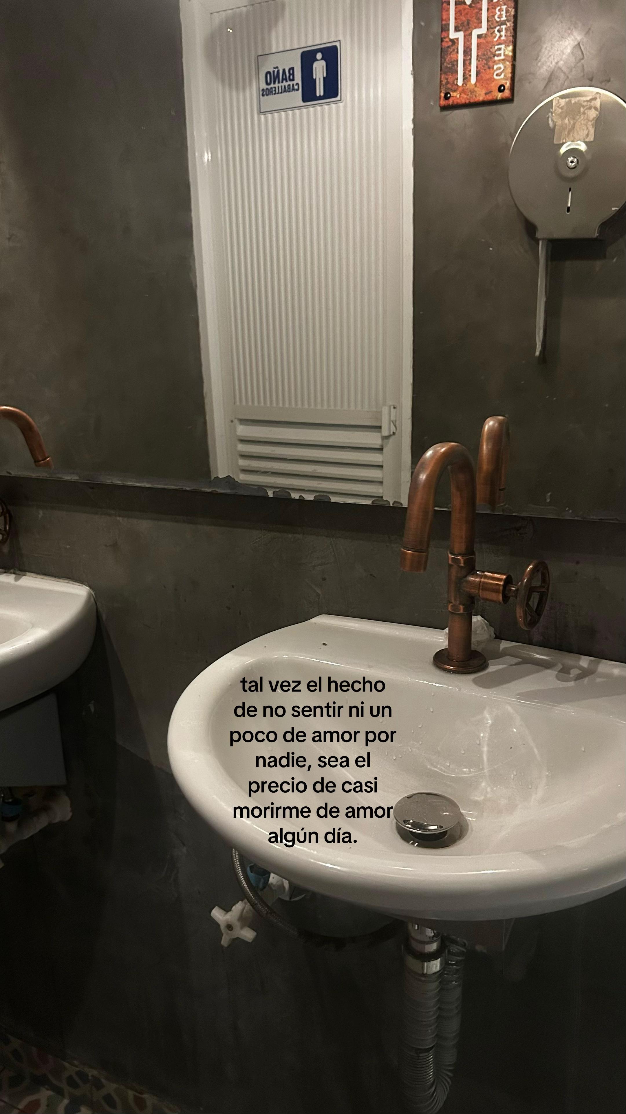 @𝕬𝖑𝖊𝖏𝖆𝖓𝖉𝖗𝖆