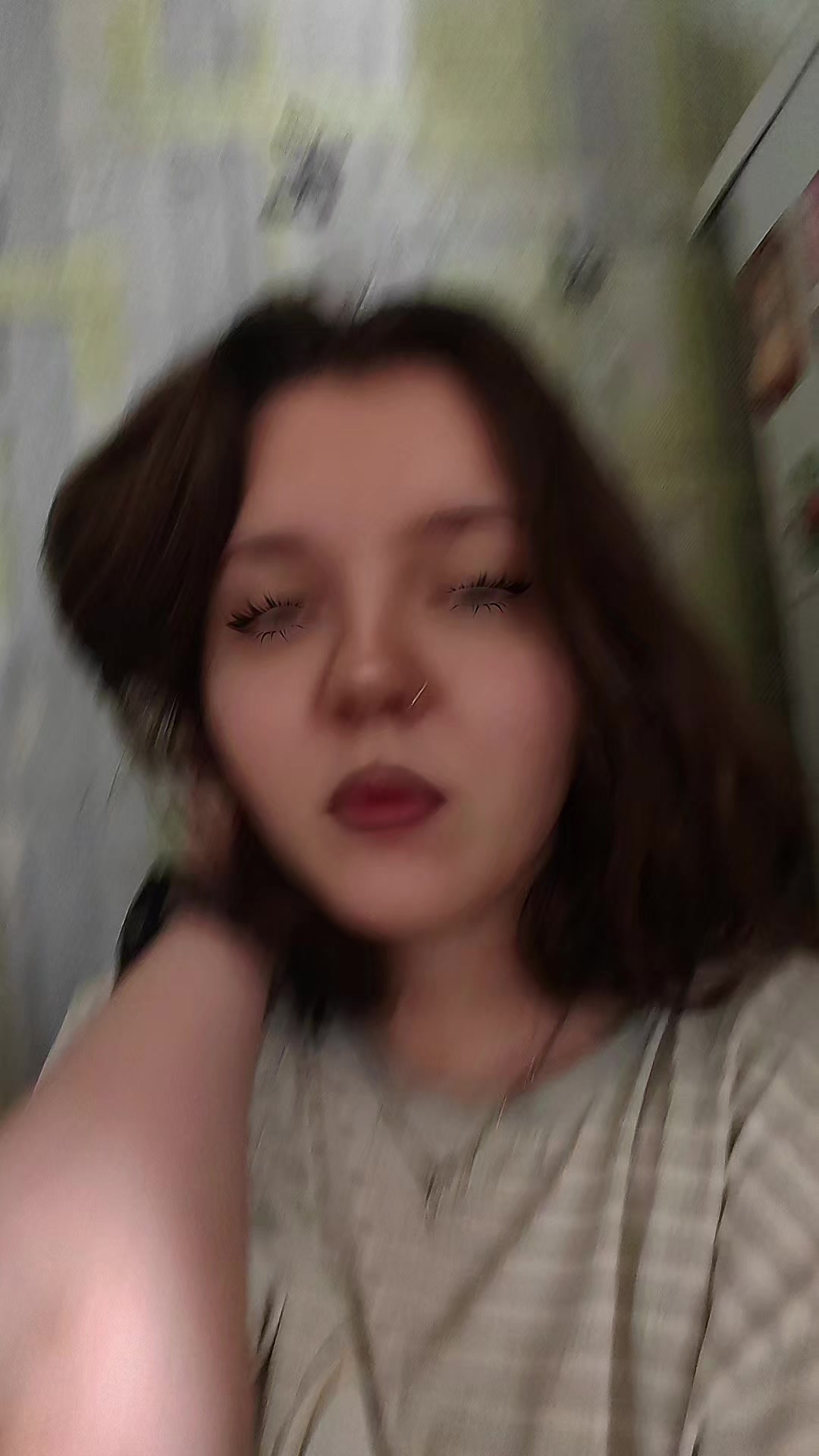 @Гайка