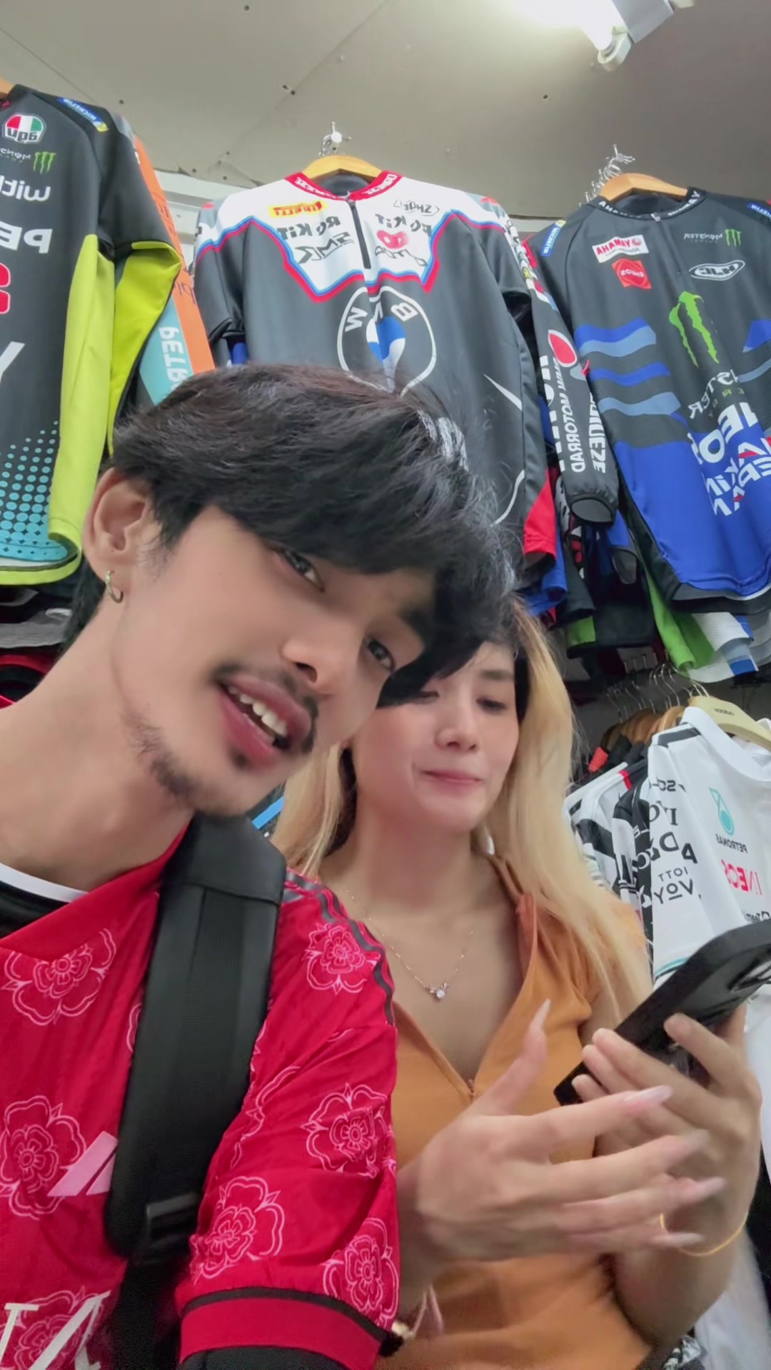@Lin Kha 🇲🇲👑🇹🇭