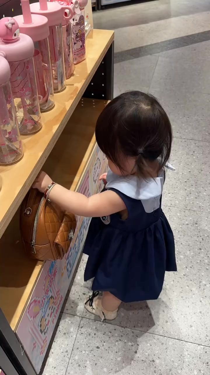 @𝓐ᥫ᭡𝐥𝐳𝐚𝐚🧸ྀི