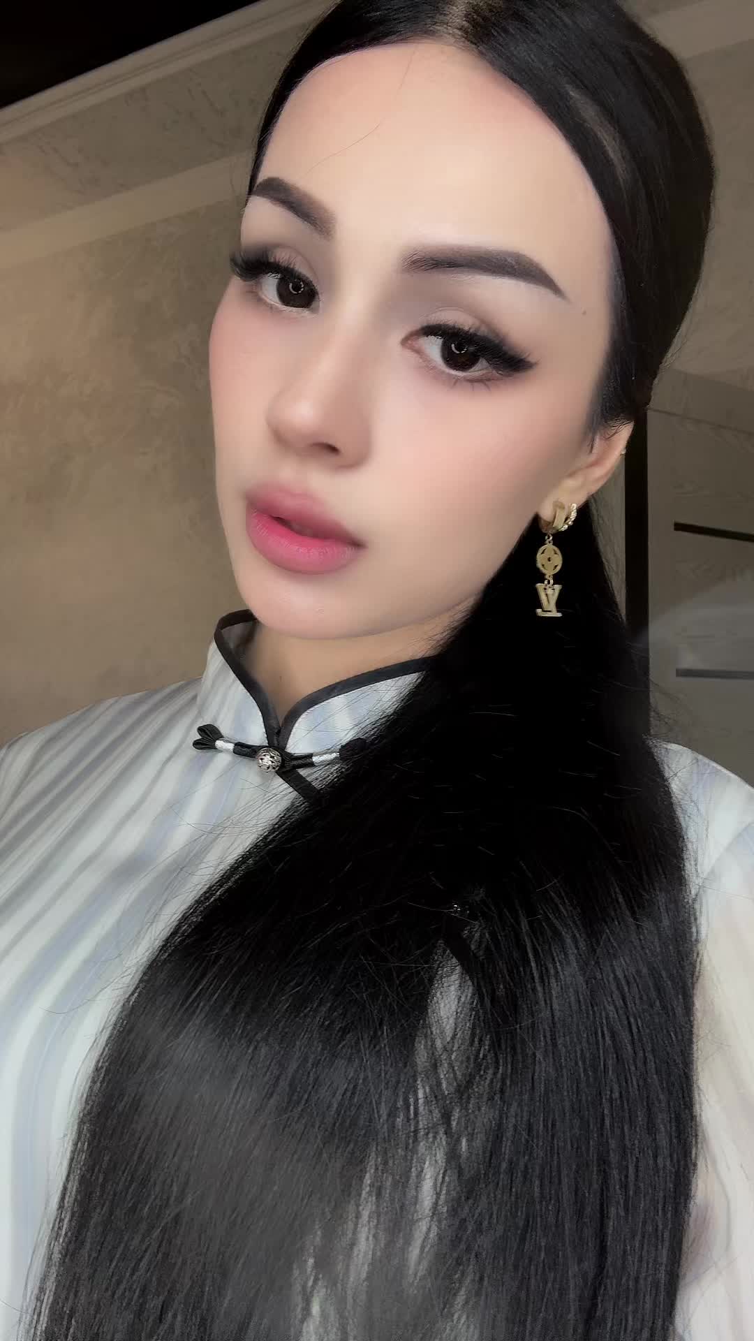@Shaxina Gulomova