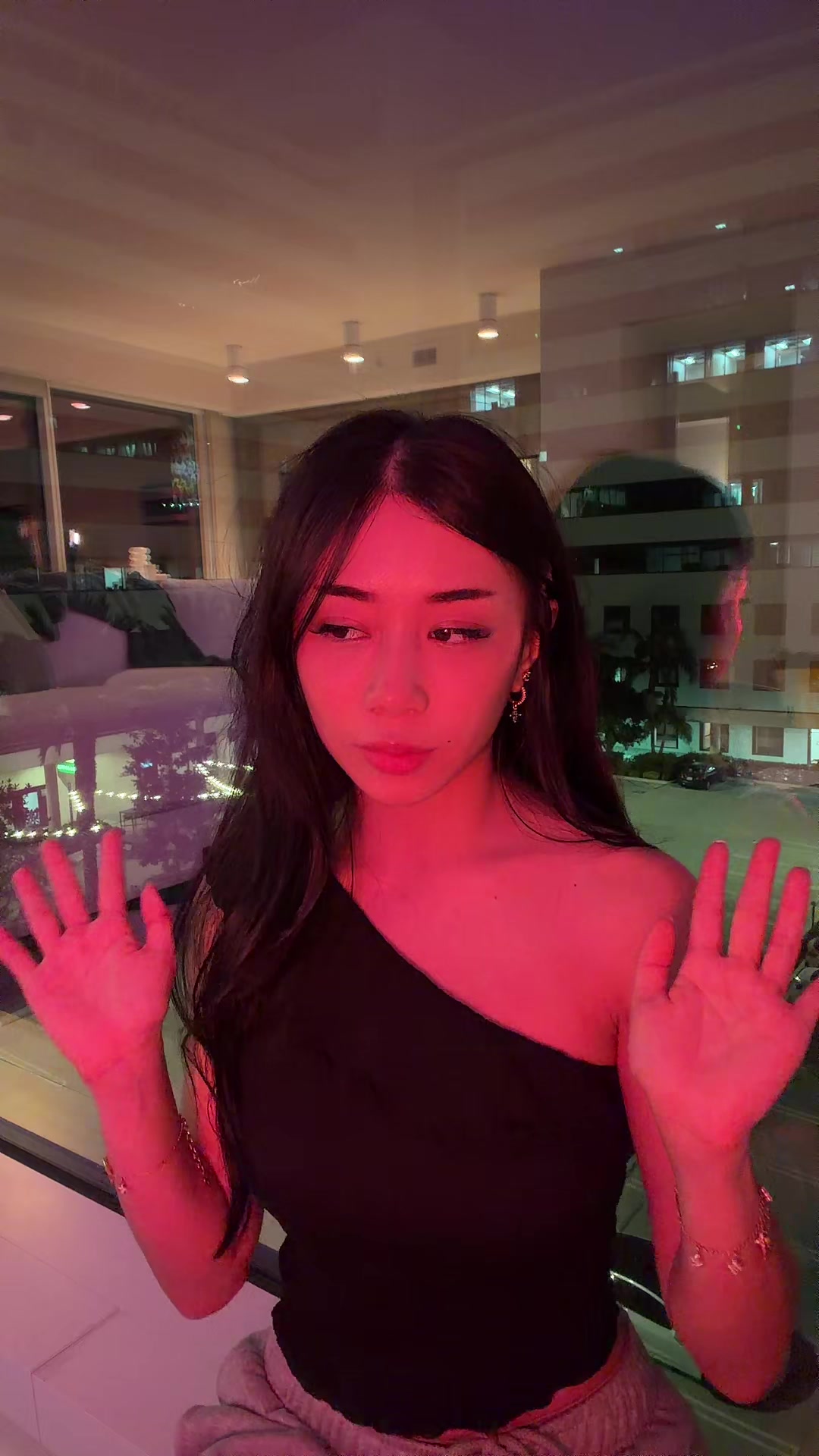 @Rach3l