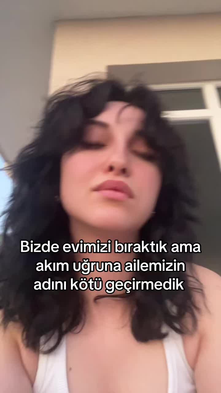 @Almira0