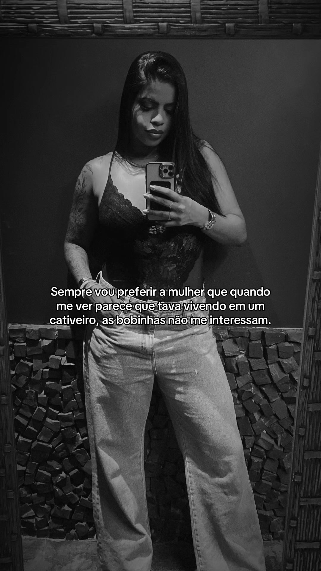 @Lara Cristiny