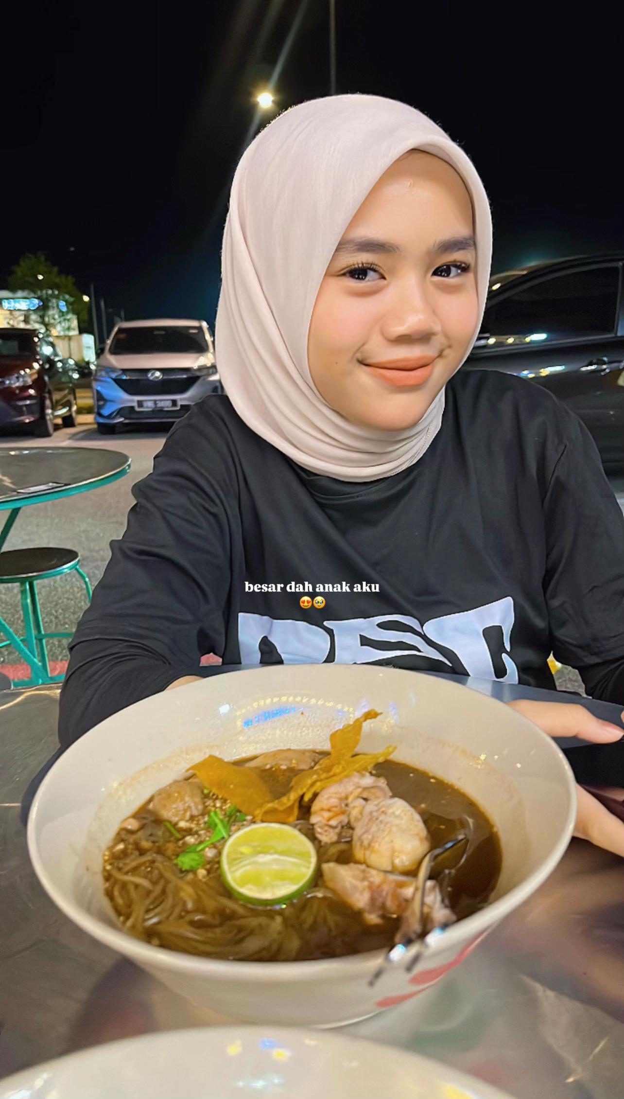 @Qaisara 89