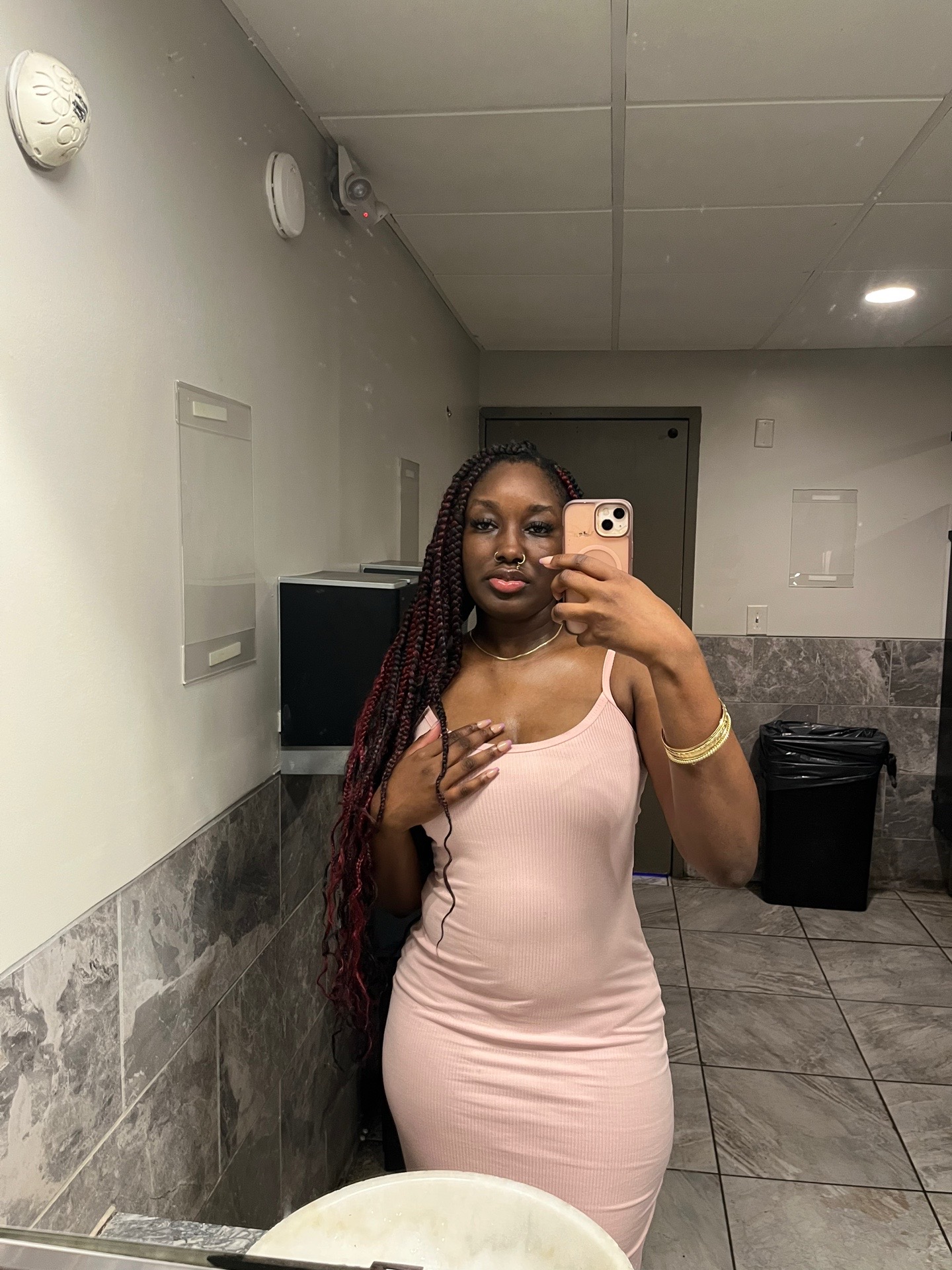 @_lifeofimani_