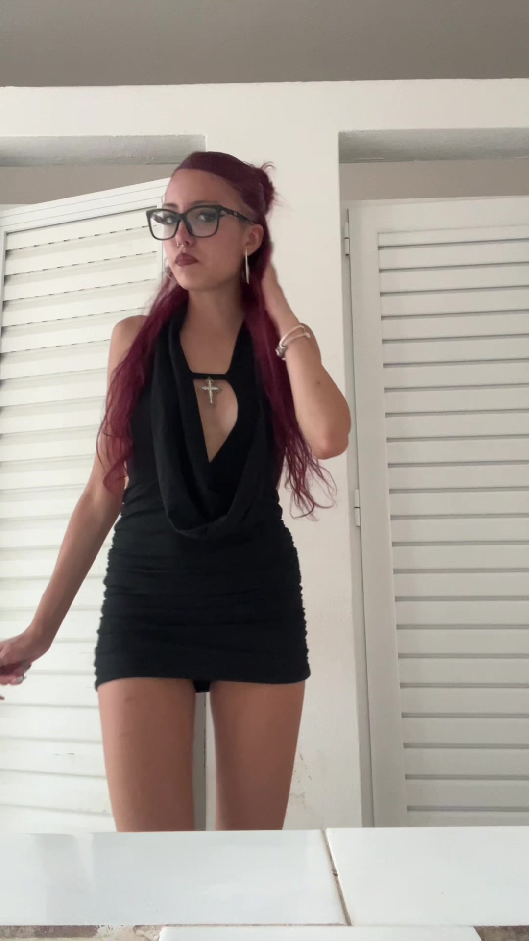 @elenaki