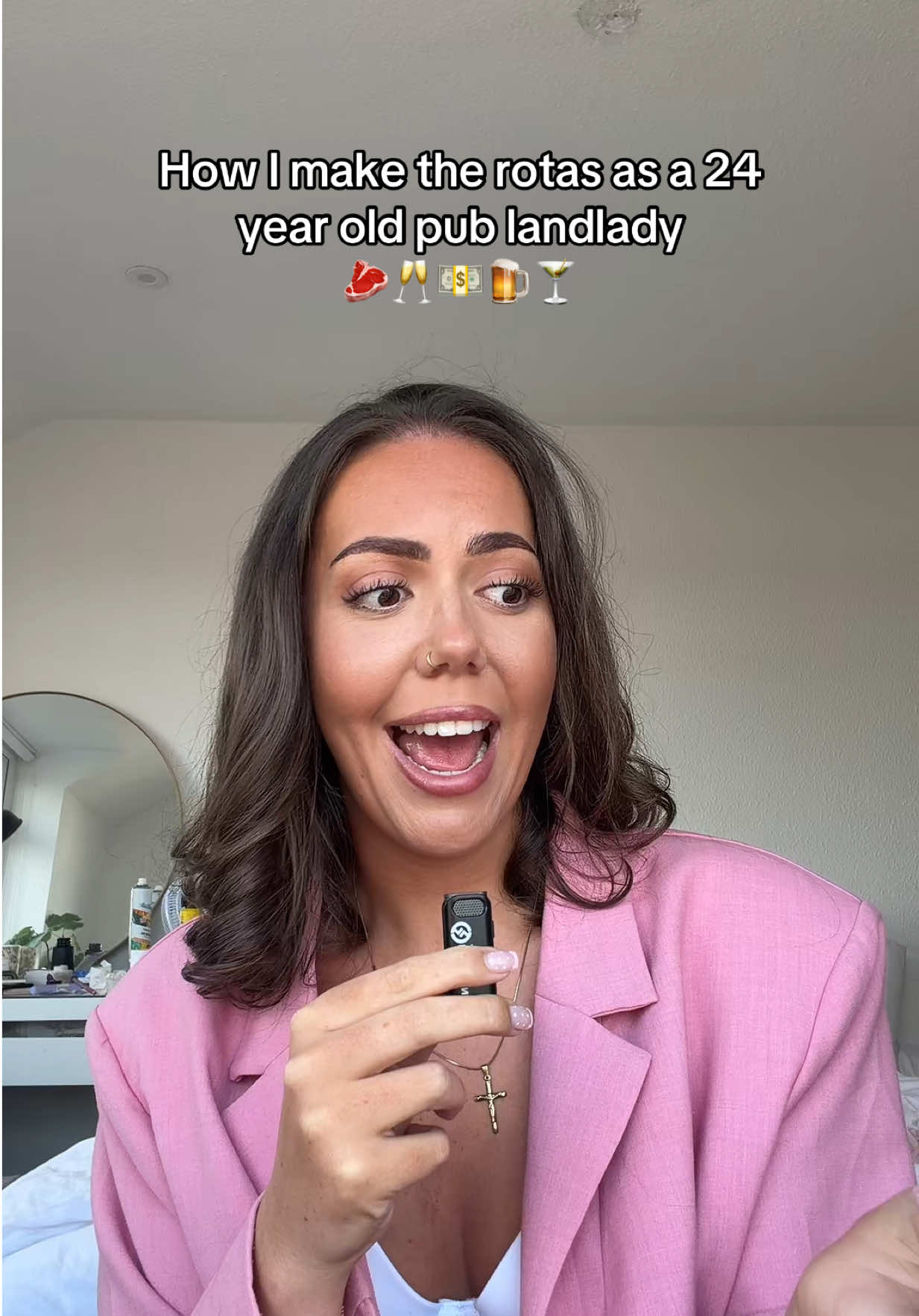 @Kayley Taylor | Pub Landlady🍸