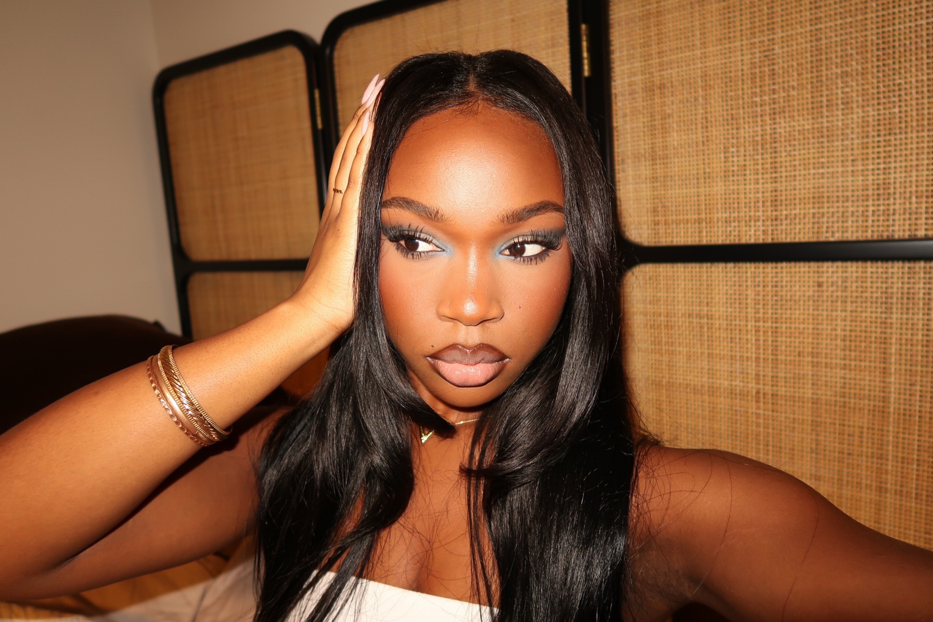 @shaniya