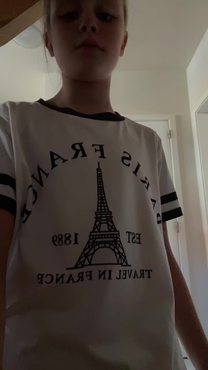 @eliseloewie