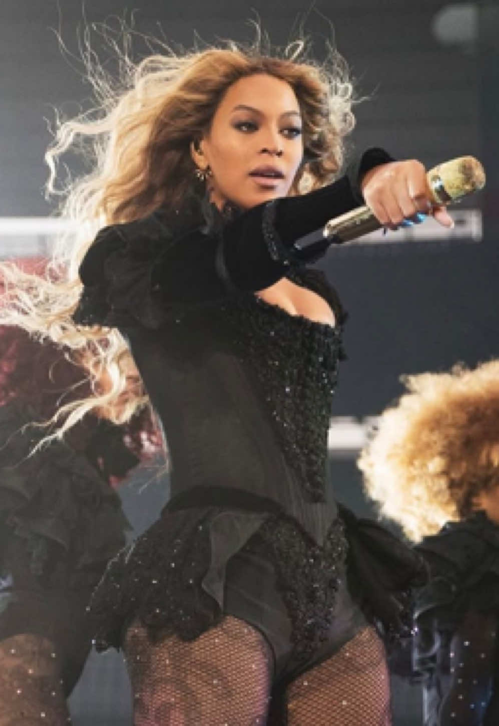 @Sophie 🐝