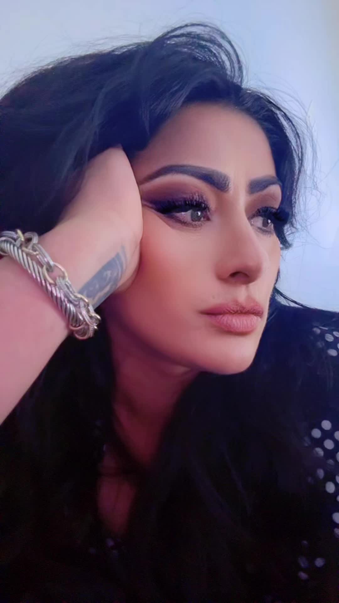 @geenaazami