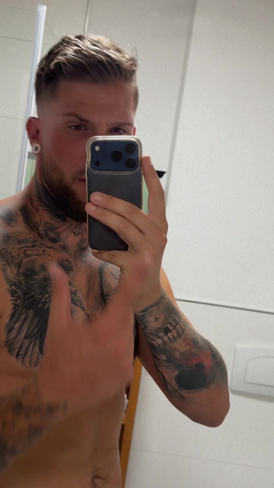 @pasi_dennis