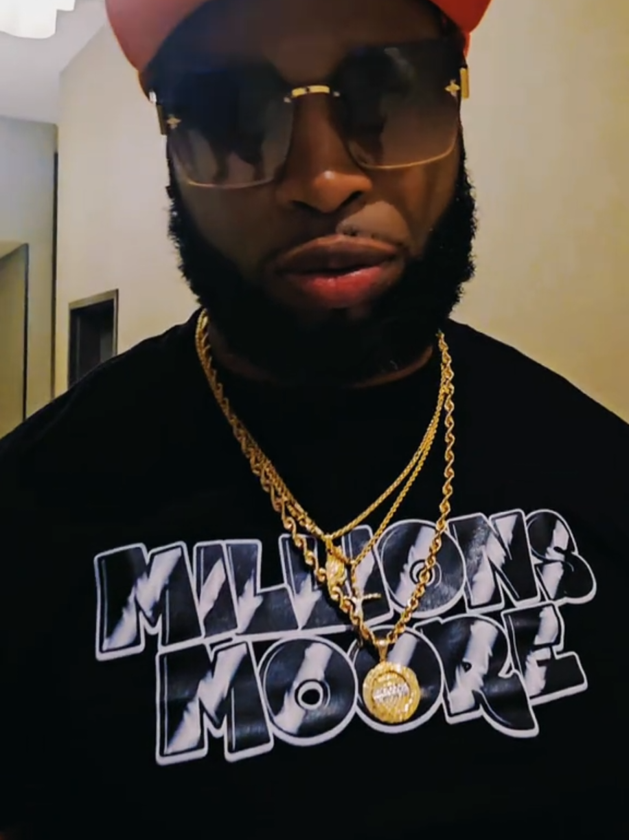 @millionsmoore ❌️